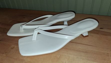 White Square-Toe Kitten Heel Thong Sandals.