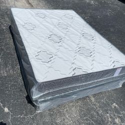 NEW FULL SIZE SET MATTRESS AND BOX SPR+ING-2pcs