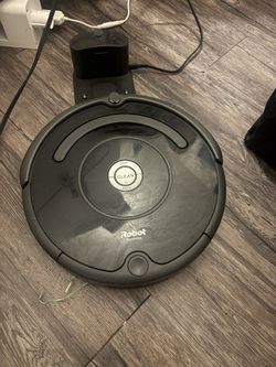 Roomba iRobot Vacuum