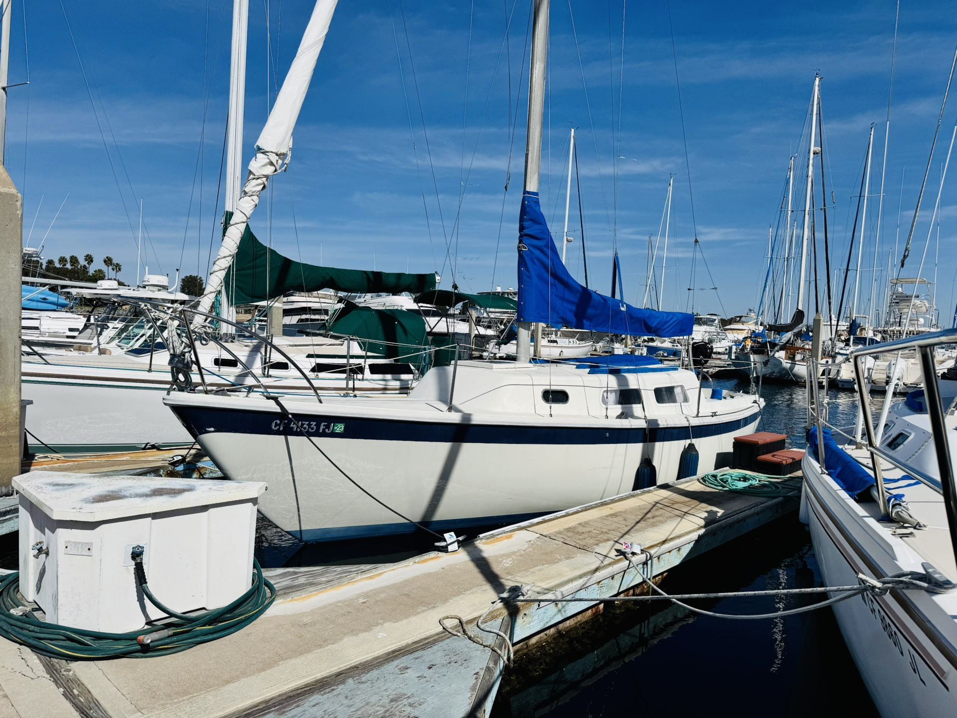 1973 CAL 29’ Sailboat
