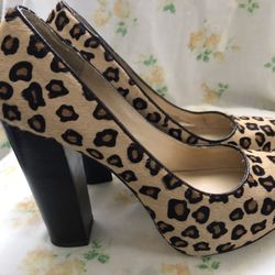 Michael Kors Leopard Print Pony Hair- Like New  Size 71/2