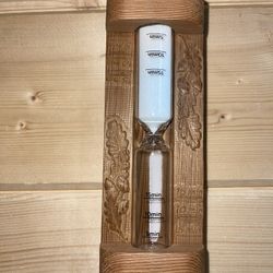Wooden Sauna Sand Timer – 15 Minutes  Handcrafted Western Red Cedar Sauna Hourglass | Rustic Wall-Mounted Sauna Accessory