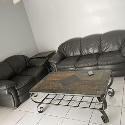Black Leather Sofa With Coffee Table & Side Table Pick Up After October 21st Coconut Creek $100 It Has Cat Scratch 