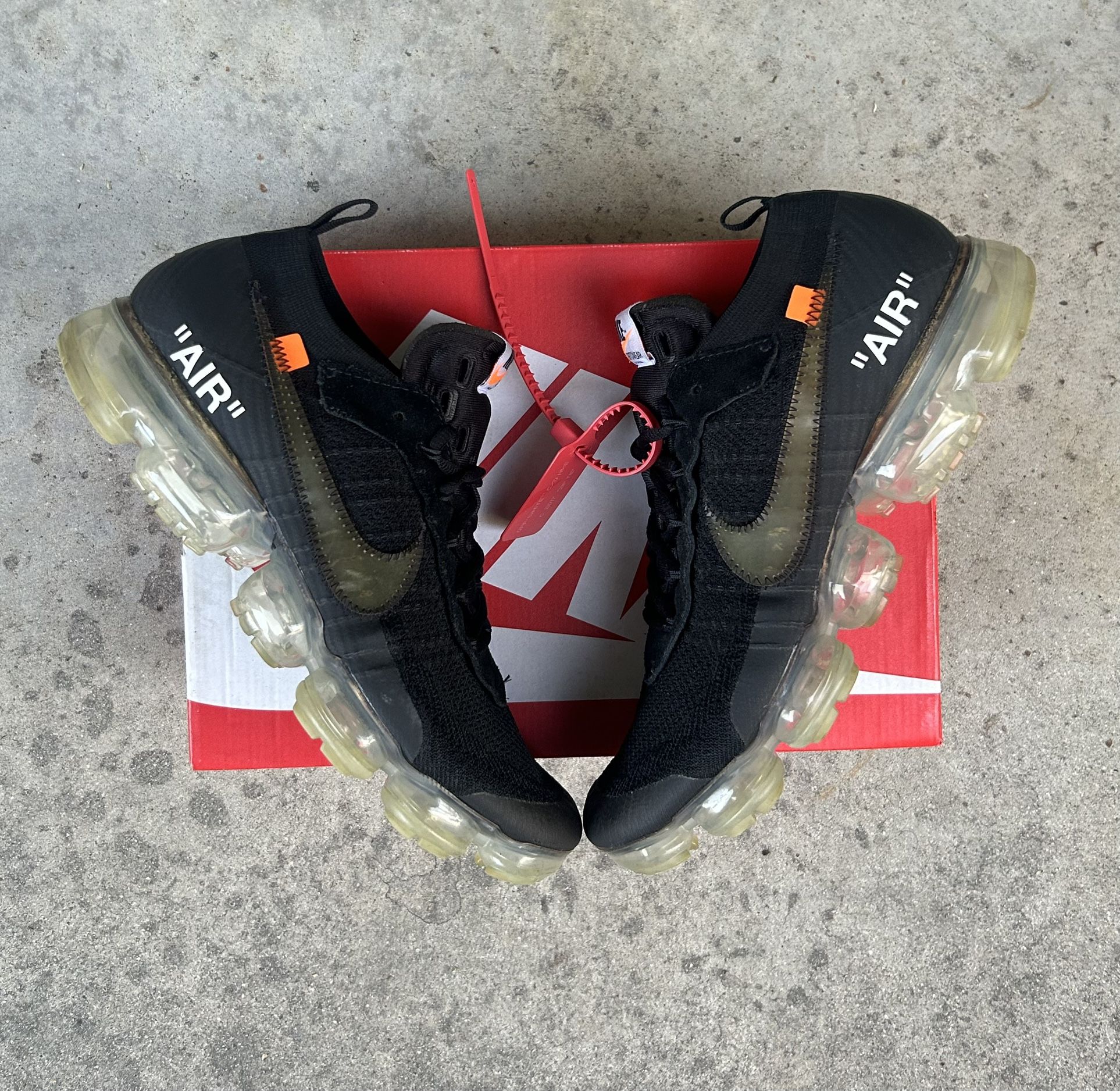 Nike Vapor Max OFF White Black & White