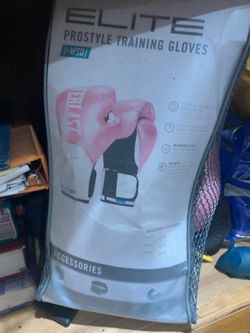 Pink training boxing gloves