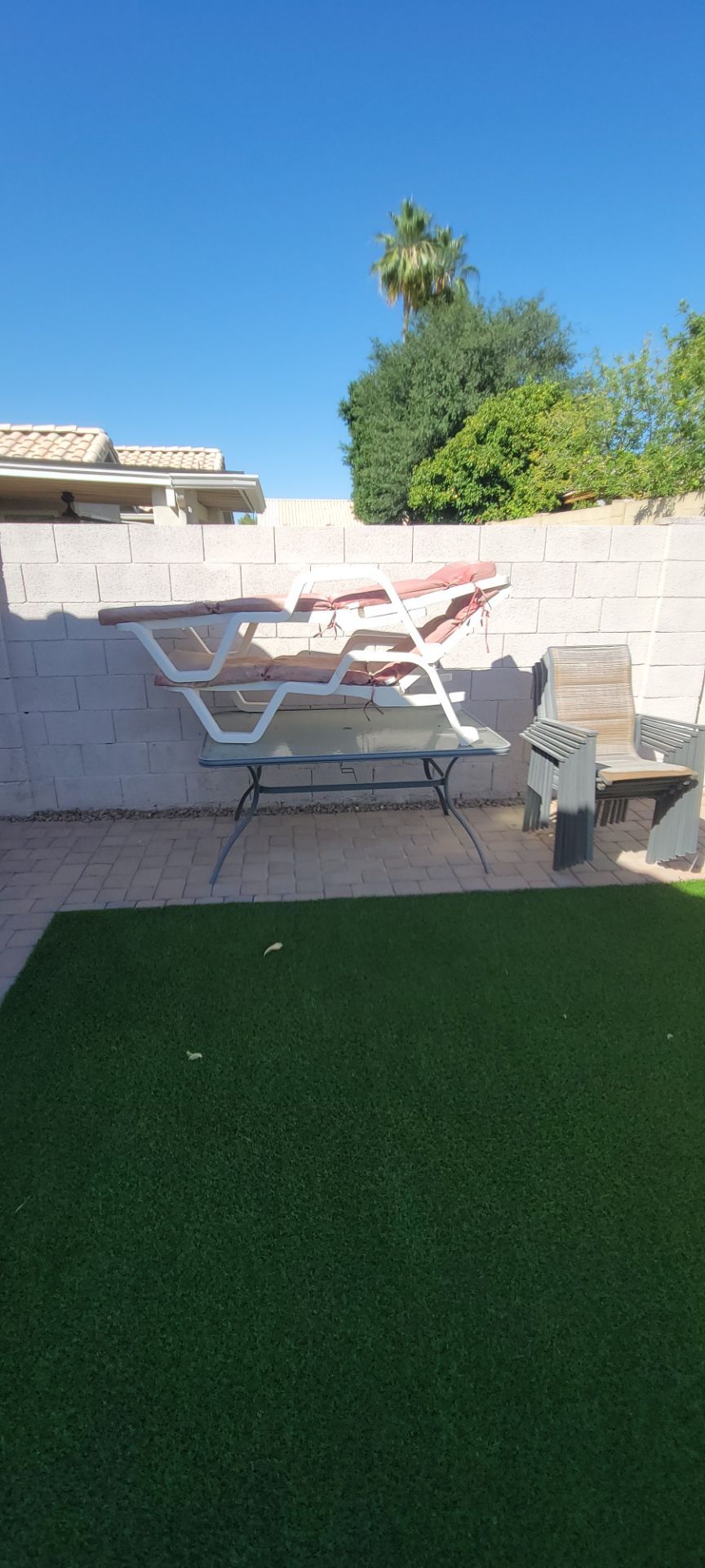 Outdoor table with chairs. 2 loungers