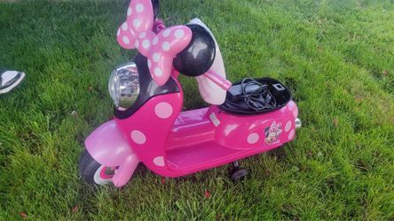 Minnie Mouse Electric Scooter