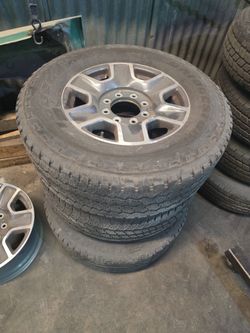 2020 Ford F 250 Wheels And 3 Tires 50% Life