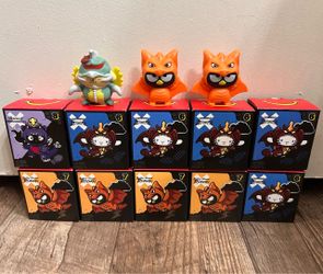 Hello Kitty x Mcdonald's Figures