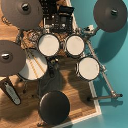Electric Drum Set