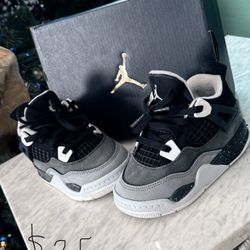Jordan 4 Retro (TD)   Size 7c
