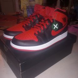 Jordan 1 Banned (NEW)