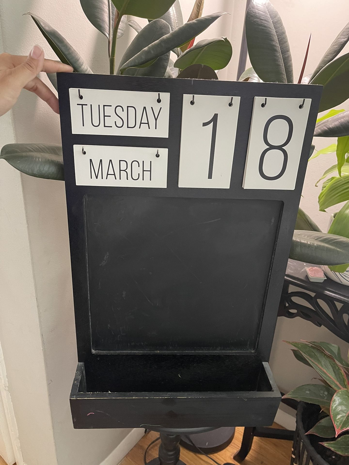Wall Mount Chalk Board Calendar