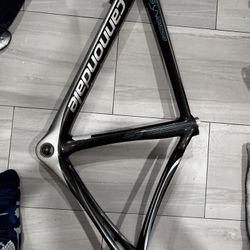 56m Cannondale SUPERSIX EVO carbon fiber bike frame 