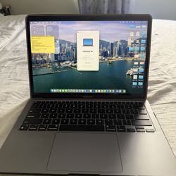 MacBook Air M1 (2020) – Excellent Condition – 8GB RAM – Fast & Reliable