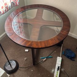 Coffee Table $20 Or Best Offer