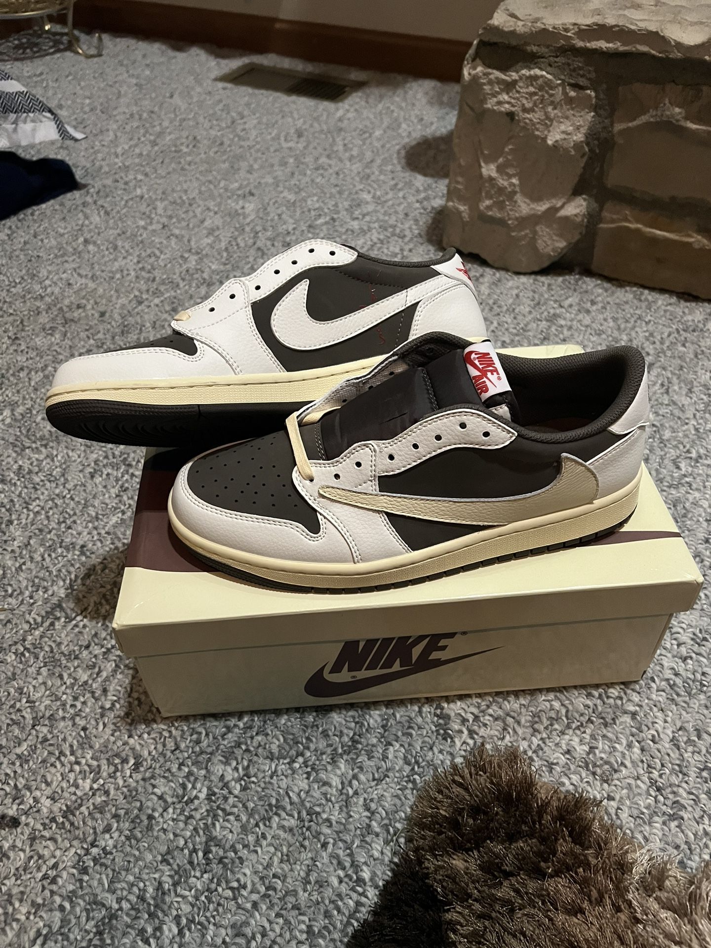 Travis Scott x Air Jordan 1 Retro Low OG 'Reverse Mocha'