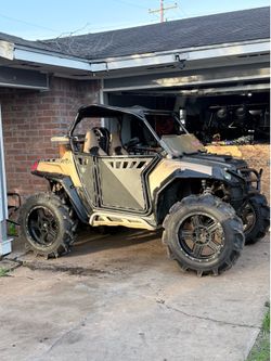 2010 RZR 800s