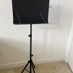 GLEAM Sheet Music Holder