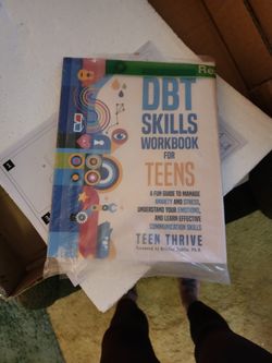 Teen Thrive
The DBT Skills Workbook for Teens: A Fun Guide to Manage Anxiety and Stress, Understand Your Emotions and Learn Effective Communication Sk