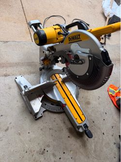 Miter saw 12 inches