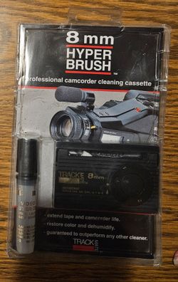 NEW 8 MM HYPER BRUSH PROFESSIONAL CAMCORDER CLEANING  CASETTE