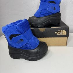 New The North Face Toddler Snow Boots Size 4