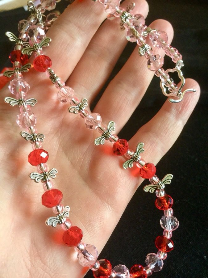 Fashion jewelry / silver butterflies and soft pink with red beaded necklace / Love Jewelry welcome to visit . 🛍🌿🌷🌿