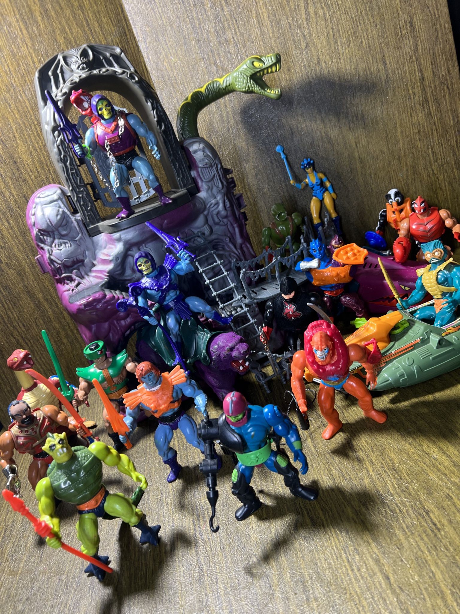 Original 80’s Mattel Masters Of The Universe He-Man Skeletor & Bad Guys (The Evil Warriors) (16 figures, 3 vehicles/Animals & 1/2 Snake Mountain)