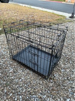 Black dog crate