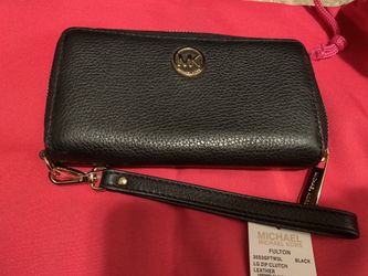Michael Kors Black Clutch Wristlet