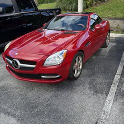 2014 Mercedes-Benz SLK
