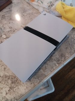 PS5 Pro, 2TB storage, includes controller and all cables