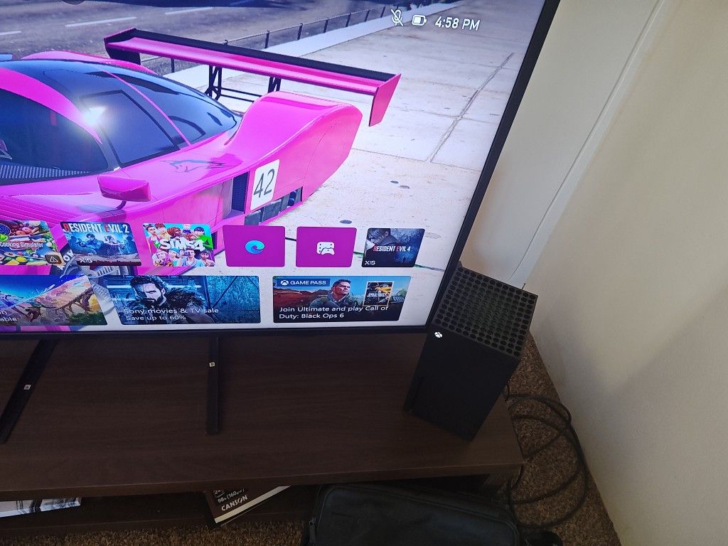 Clean Xbox Series X 