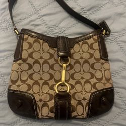 Coach Signature Canva Shoulder Bag 