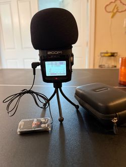 Zoom H2 Handy Recorder Complete Bundle