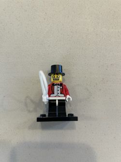Lego minifigure series 2 ringmaster