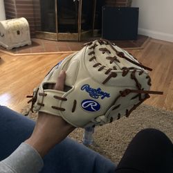 Rawlings Heart Of The Hide Catchers Glove