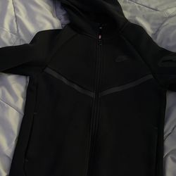 Black Youth Nike Tech