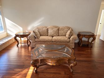 Elegant Living Room Set – Sofa, Coffee Table & 2 End Tables