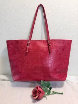 Like New Talbots Red Leather Croc-Embossed Tote Bag