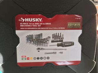 husky 65 pice 1/4 in and 3/8 drive Melanie tool set
