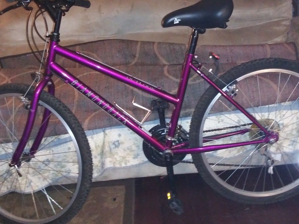 Bicycle 26" mt bike diamondback like new