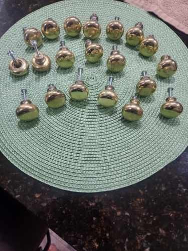 Dresser Drawer Pull Knobs.