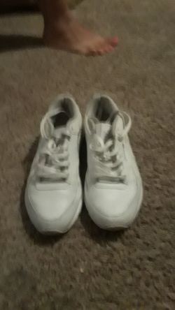 Reeboks size 9 women
