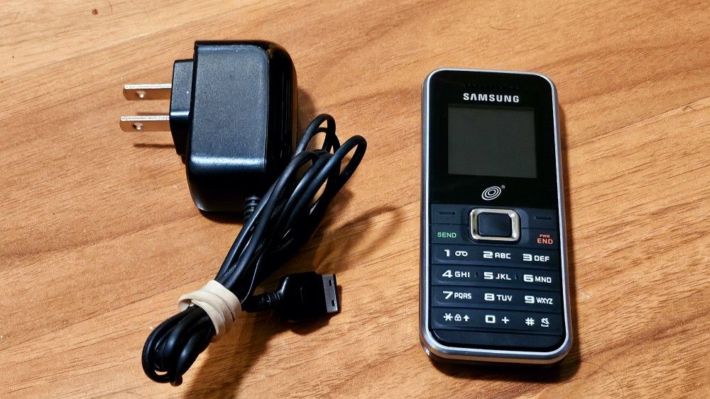 Vintage Samsung Trac Phone