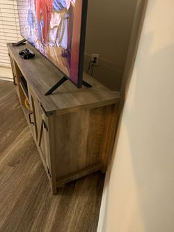 Tv stand