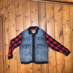 Men’s Vintage Levi’s Premium Denim Trucker Jacket (Size XXL)