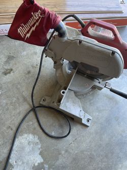 Milwaukee Miter Saw