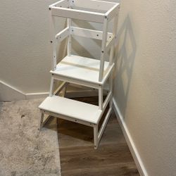 Toddler tower